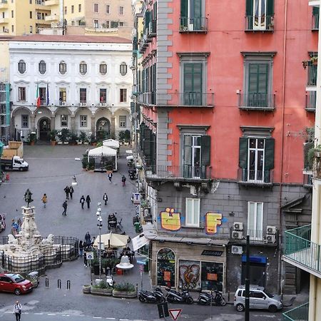 Modern Apartment At Piazza Del Gesu' By Wonderful Italy Неаполь Екстер'єр фото